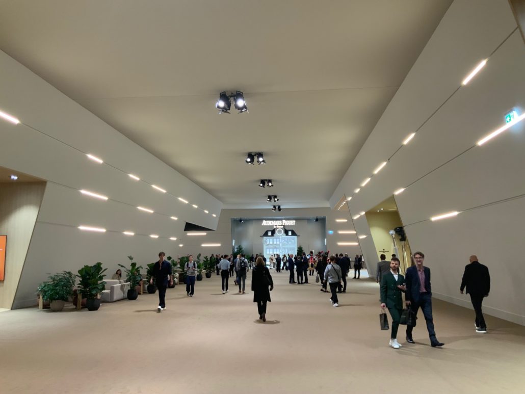 Installation de rigging avec ponts techniques pour Watches and Wonders 2026 à Genève