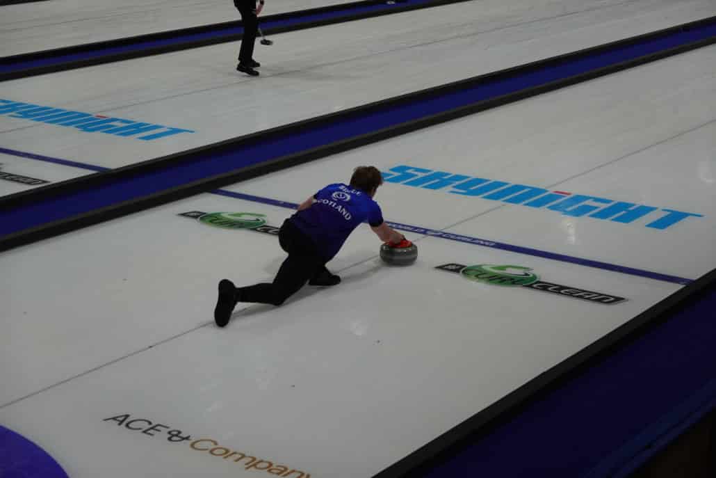 International curling match under the lighting system designed by SKYNIGHT for World Curling TV